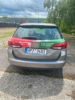 Prodám Opel Astra 1.6 CDti, 70kw , r.v. 2016 - 3