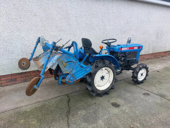 Kompaktný traktor ISEKI TX155 (4WD) Diesel - 3