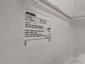 Vestavná lednice s mrazákem Mora - 3