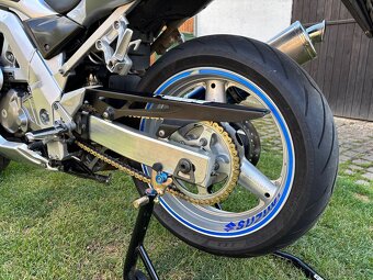 Suzuki SV650s - 3