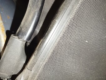 Prodám větrnou clonu Megane CC - 3