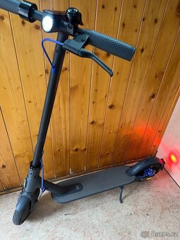 Xiaomi Mi SCOOTER 3,ZÁNOVNÍ - 3
