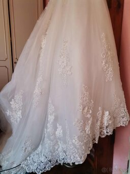 svatebni šaty s vlečkou - 3