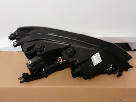 Levé přední světlo Vw Golf Sportsvan 517941005A - 3