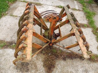 Vidle nakladač UNHZ 750 - 3