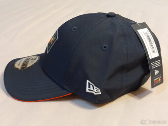 Predám exkluzívnu tmavomodrú kšiltovku Red Bull Racing F1 - 3