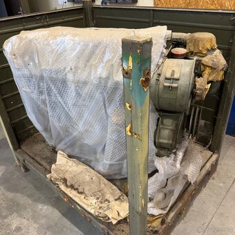 Motor pv3s V3S vojenska ulozenka - 3