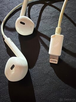 Sluchátka - EarPody s Lightning konektorem - 3
