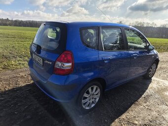 Honda Jazz  1.2 57kw 1 majitel. - 3