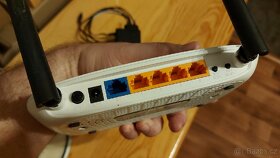 TP-LINK TL-WR841N router - 3