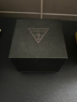 Guess hodinky - 3