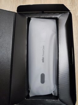 Elektrický holicí strojek Braun Series 9 PRO+, čistící sada - 3
