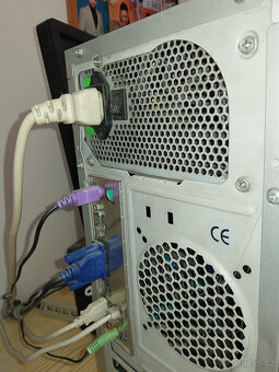 Prodám starší PC sestavu - 3