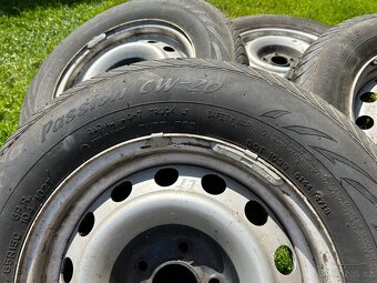 5x118 215/65 r15C - 3