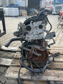 Motor renault scenic 1 1.6 16V 66kw - 3