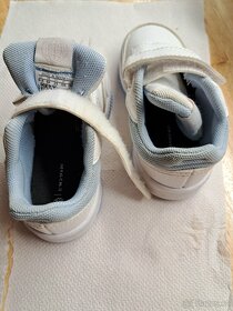 Botasky (tenisky) Adidas, vel. 23 - 3