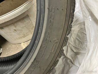 Pneumatiky Hankook 225/45/r17 6 mm - 3