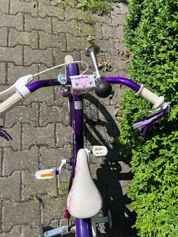 Dětské kolo s přídavnými kolečky, holčičí - 3