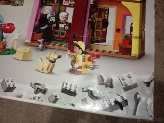 Lego Disney 43217 Dům z filmu Vzhůru do oblak - 3