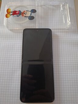 Samsung Galaxy z Flip 5 na OPRAVU - 3
