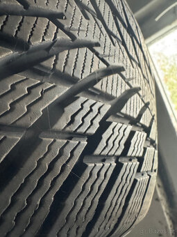 Nokian Tyres WR Snowproof P 225/45 R18 95 V Zimní - 3