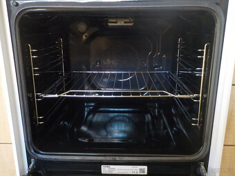 Prodám el. sporák MORA C2245AW - 3