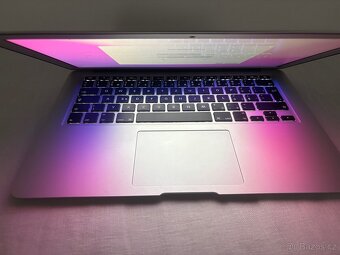MacBook Air 13 plně funkční - 3