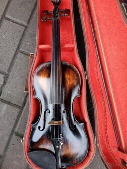Staré housle - 3