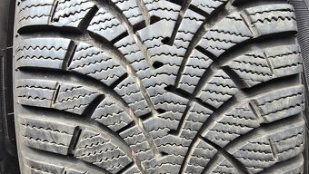 Zimní pneu 205/55/16 Good Year - 3