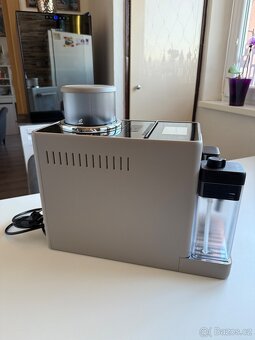 Automatický kávovar De'Longhi Rivelia V ZÁRUCE - 3
