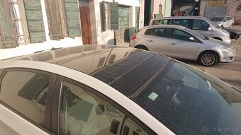 Toyota Prius 1,8 benzín hibrid 2009 - 3