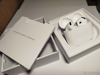 airpods pro 4 - 3
