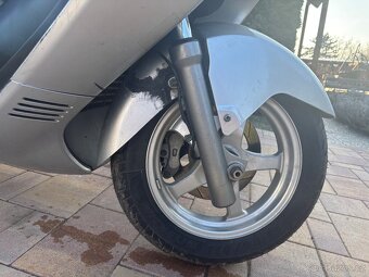 Prodám Suzuki Burgman 400 - 3