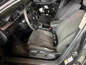 Interiér Passat b6 - 3