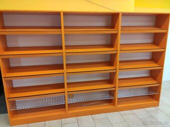 regál - 3