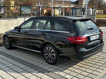 Mercedes C220d 4Matic, 9st. DCT, FullLED, Navi, 2019, ČR - 3