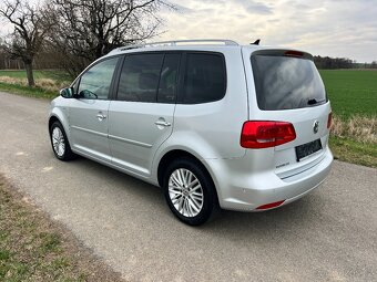 ►VW TOURAN 1.6 TDI 77KW CUP NAVI-KAMERA-TAŽNÉ-ASIST - 3