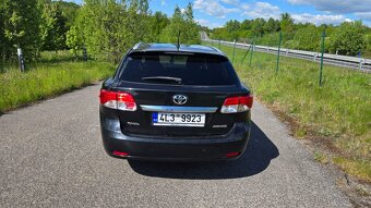 Toyota Avensis Combi 2.0 TDI nafta - 3