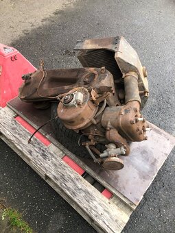 Motor včetně prevodovky z Tempo, Goliath. - 3