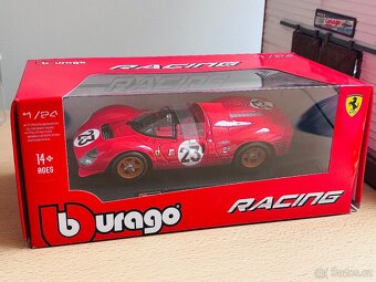 Ferrari 330 p4 1:24 - 3
