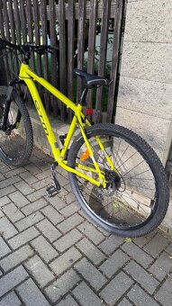MTB kolo značky CTM rain 3.0 limetková matná - 3