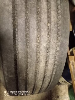 Barum 425-65 R22,5 - 3