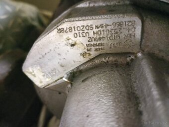 Turbo Octavia 3 RS 04L253010H - 3