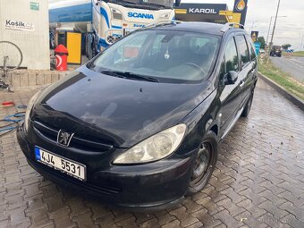 Peugeot 307 1.6 HDI. Rok 2005. 7 místné, tažné, klima - 3