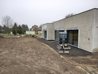 Prodám minibar BOBCAT 323 XJ - 3