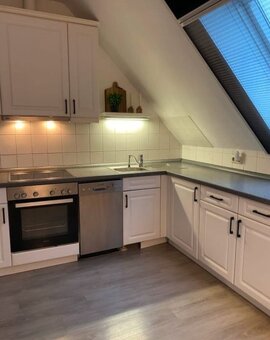 Moderní venkovská bílá kuchyně se spotřebiči,5738 - 3