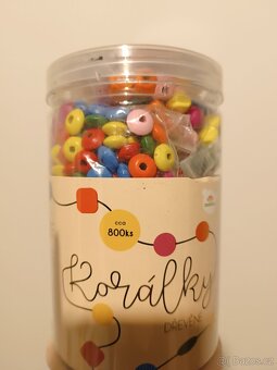 Dřevěné korálky barevné - 3