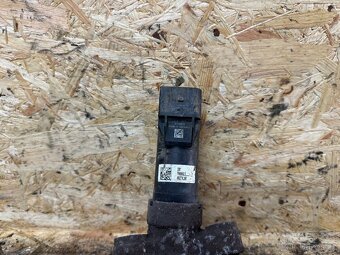 LEVÝ ZADNÍ MOTŮREK RUČNÍ BRZDY VW TOUAREG 7P 7P0609615 - 3