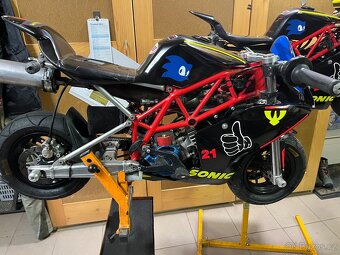 Závodní minibike - 3