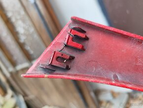 Peugeot 206 maska chladiče - 3